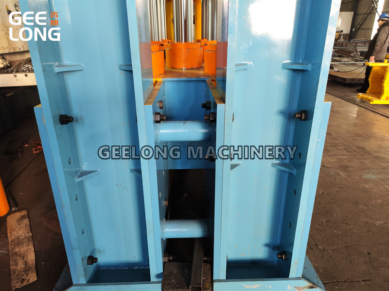 geelong-hexa-plywood-hot-press-machine-film-faced-plywood-laminate-hot-press-machine (6)