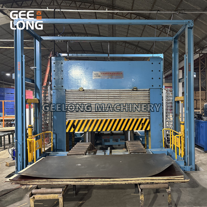 5x5 ft Film Faced Plywood Hot Press Machine