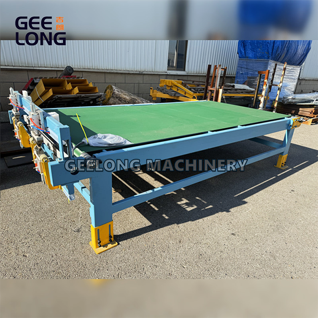 Automatic Plywood Film Overlaying Table with Electrostatic Adsorption