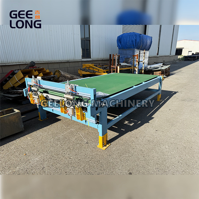 Automatic Plywood Film Overlaying Table with Electrostatic Adsorption