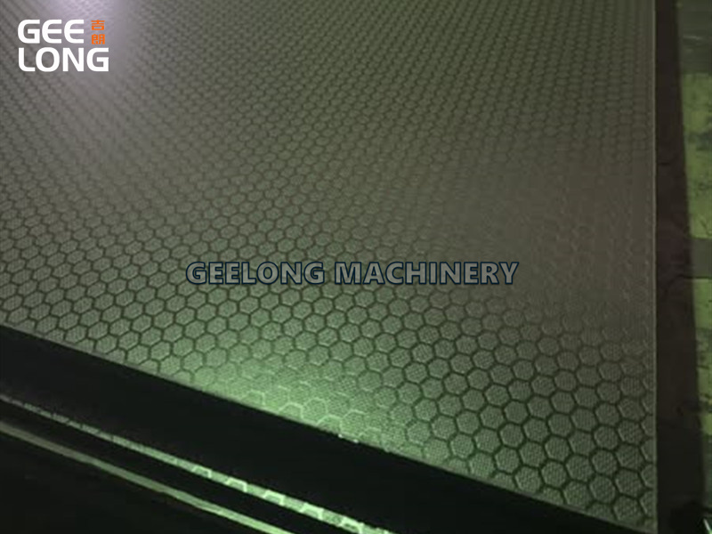 Film-faced-plywood-construction-plywood-hexa-plywood (1)