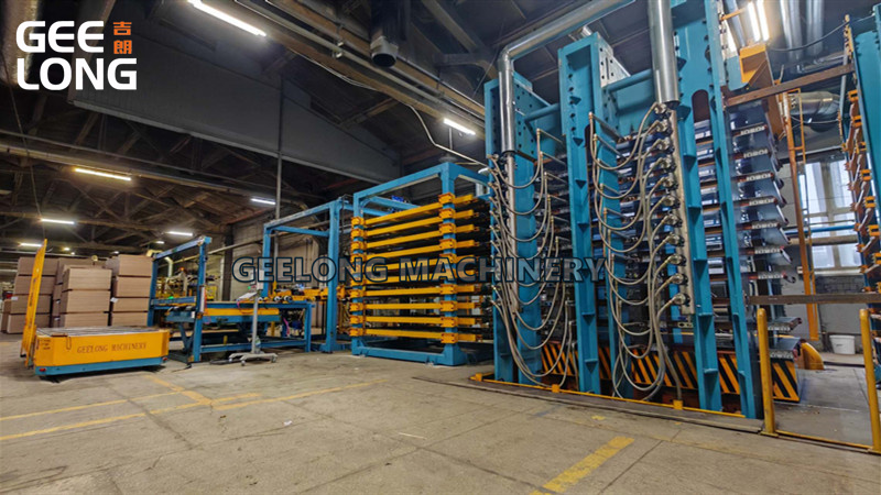Film-faced-plywood-laminate-hot-pressing-line-machine (3)